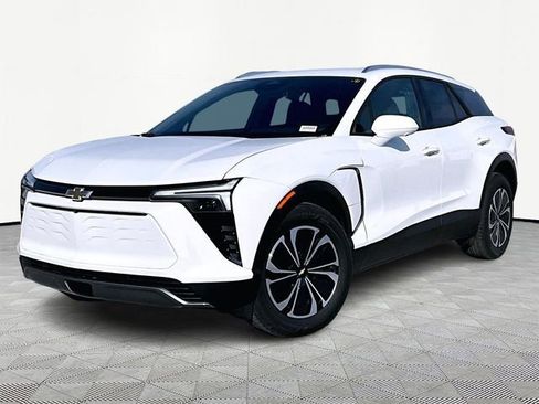 New 2026 Chevrolet Blazer EV LT image 3