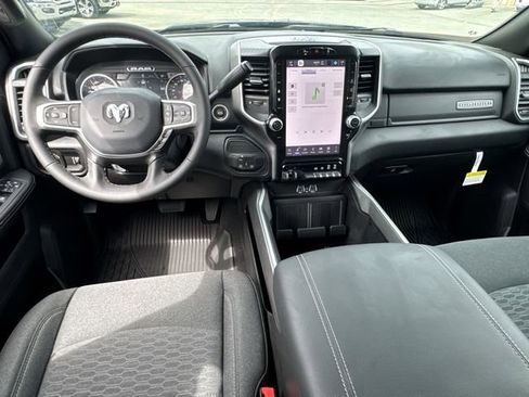 New 2026 RAM 2500 Big Horn AWD/4WD image 20