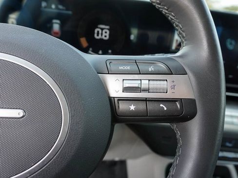 Used 2025 Hyundai Kona SEL image 20