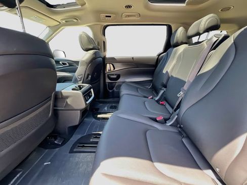 New 2026 Kia Carnival SX FWD image 26
