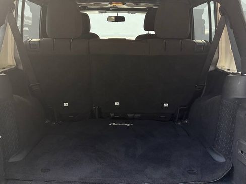 Used 2014 Jeep Wrangler Unlimited Sport w/ Quick Order Package 24S AWD/4WD image 16
