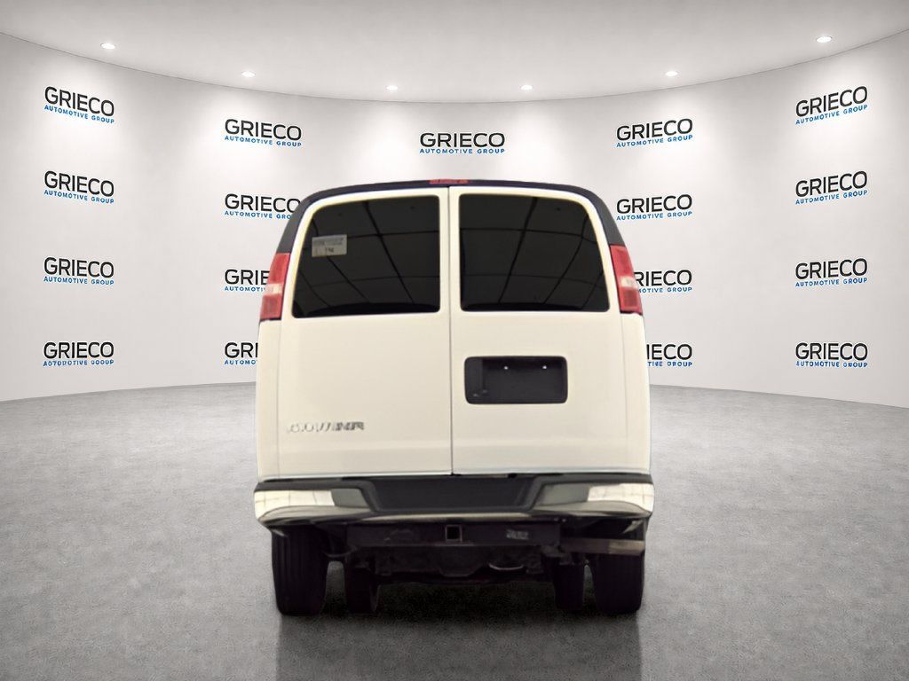 Used 2023 GMC Savana 3500 LS w/ Chrome Appearance Package RWD image 5
