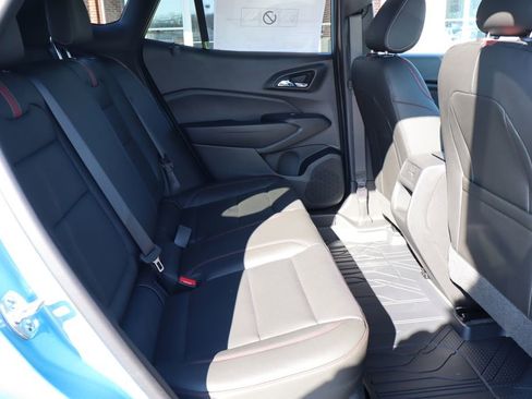 New 2026 Chevrolet Trax RS w/ Sunroof Package image 38