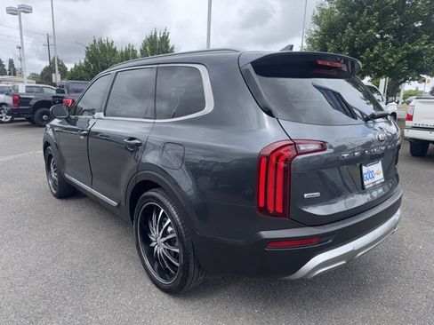 Used 2020 Kia Telluride EX AWD/4WD image 3