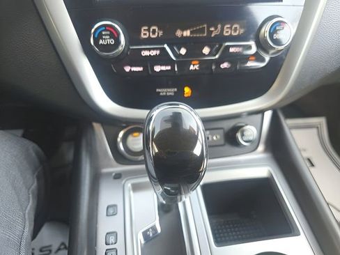 Certified 2023 Nissan Murano SV w/ SV Midnight Edition Package image 17