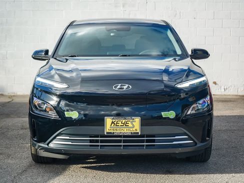 Certified 2023 Hyundai Kona SE image 3