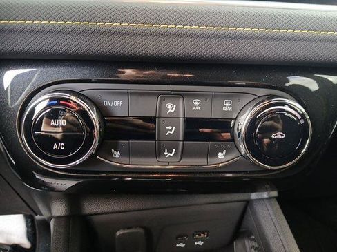 New 2025 Chevrolet TrailBlazer ACTIV w/ Convenience Package image 19