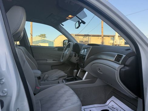 Used 2010 Subaru Forester 2.5X AWD/4WD image 19