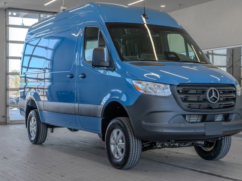 New 2026 Mercedes-Benz Sprinter 144 Cargo image 21