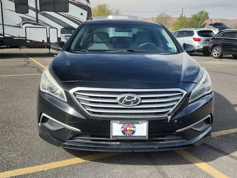 Used 2017 Hyundai Sonata SE image 6