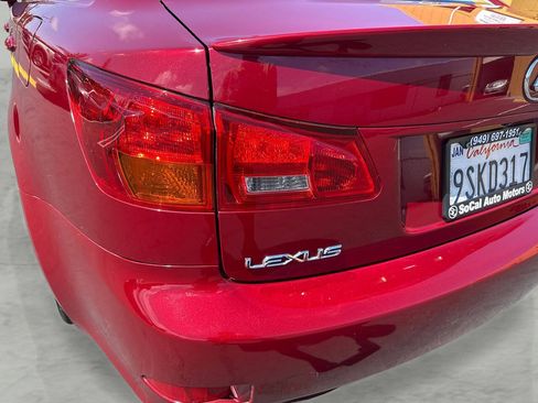 Used 2007 Lexus IS 350 RWD image 24