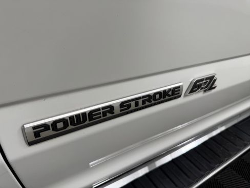 Used 2021 Ford F250 Lariat w/ Lariat Value Package image 12