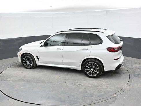 Used 2022 BMW X5 xDrive45e w/ M Sport Package AWD/4WD image 36
