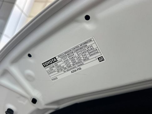 Certified 2024 Toyota Sienna LE AWD/4WD image 37