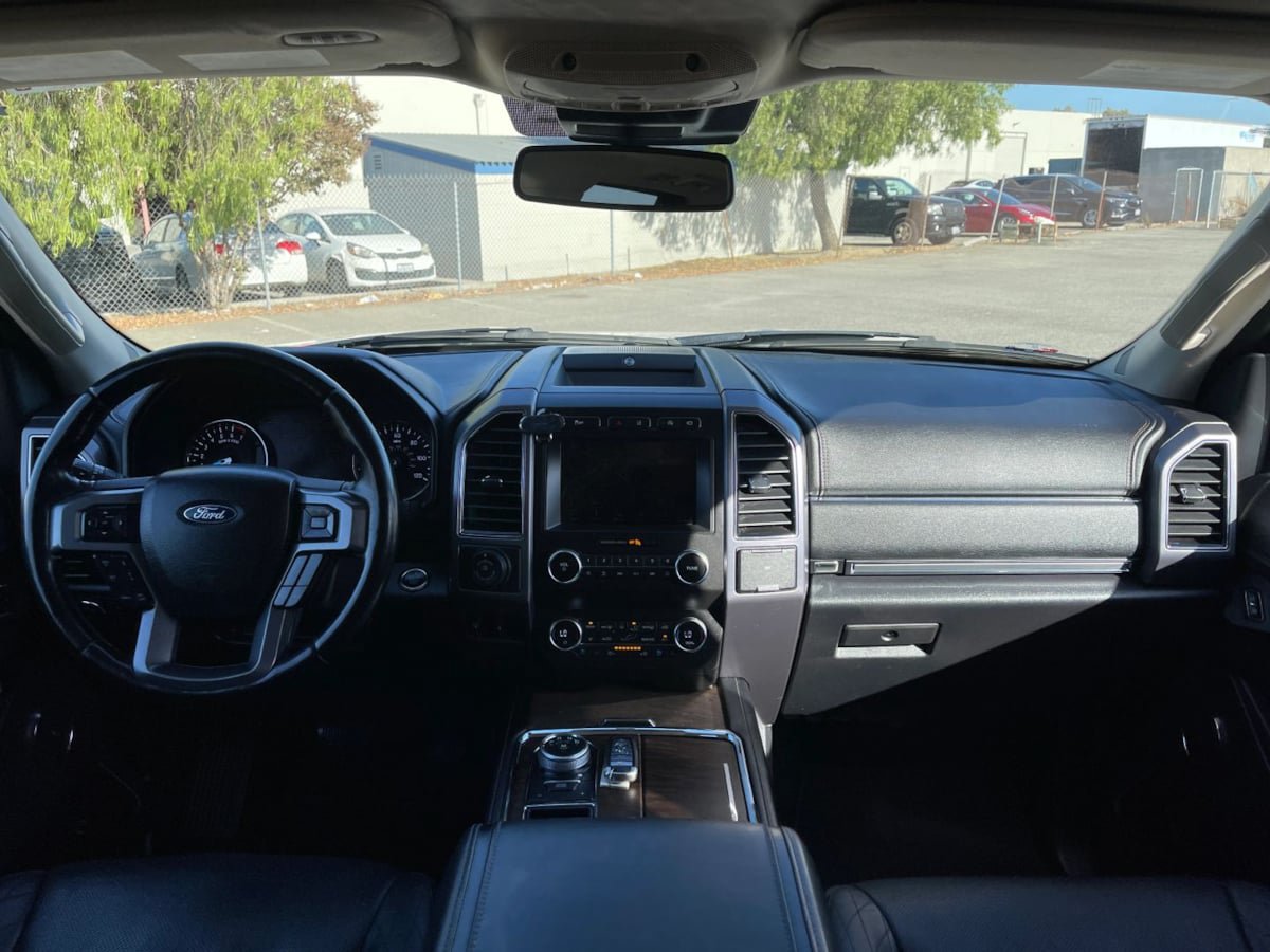 Used 2019 Ford Expedition Platinum RWD image 13