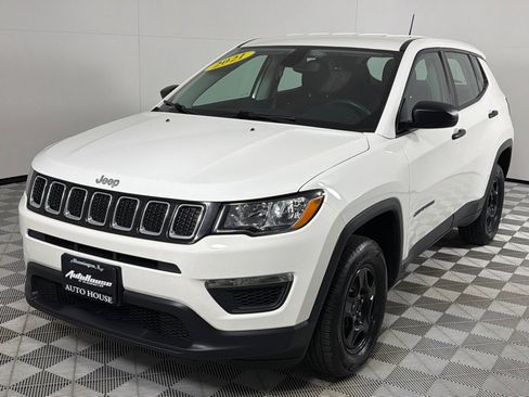 Used 2021 Jeep Compass Sport image 10