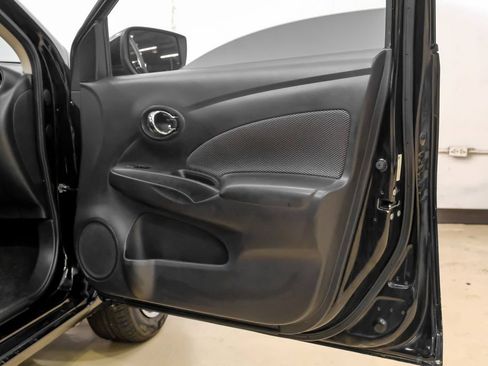 Used 2019 Nissan Versa SV FWD image 49
