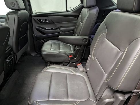 Certified 2023 Chevrolet Traverse LT w/ LT Premium Package AWD/4WD image 14