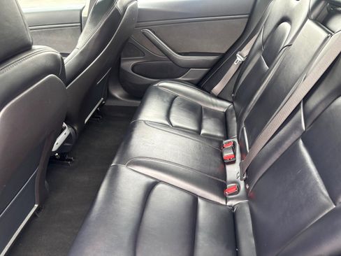 Used 2018 Tesla Model 3 Long Range image 18