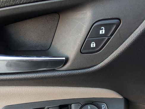 Used 2025 Buick Envista Avenir image 17