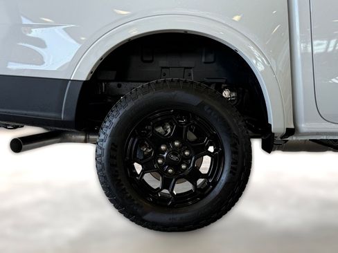 New 2025 Ford Ranger Lariat w/ FX4 Off-Road Package AWD/4WD image 12