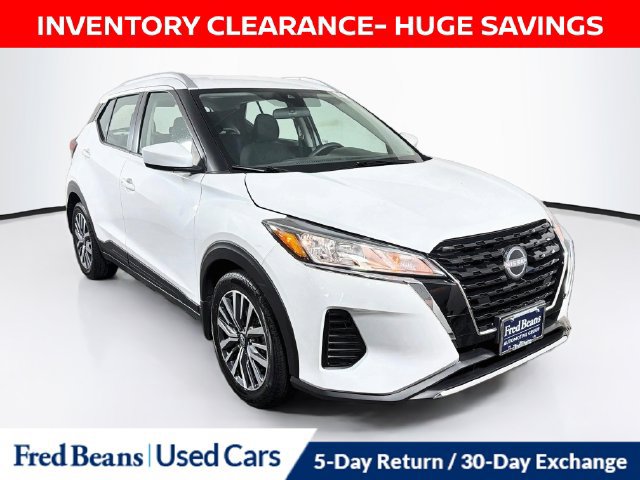 Certified 2023 Nissan Kicks SV FWD image 1