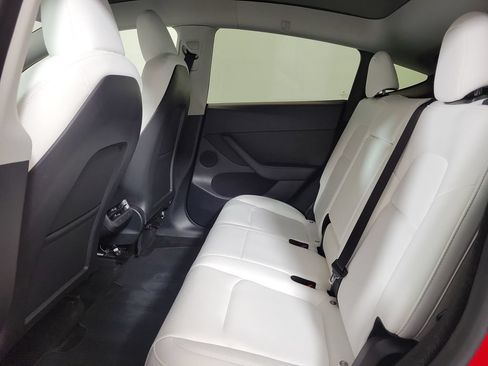 Used 2023 Tesla Model Y 2WD image 19