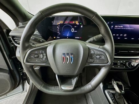 Certified 2024 Buick Envista Sport Touring w/ Convenience I Package image 9