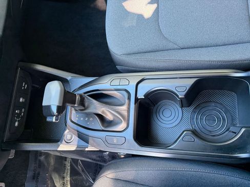 Used 2025 Kia K4 LXS image 35