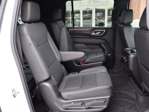 Used 2023 Chevrolet Suburban Z71 w/ Luxury Package image 53