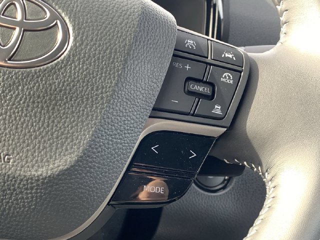 Used 2026 Toyota Camry SE FWD image 23