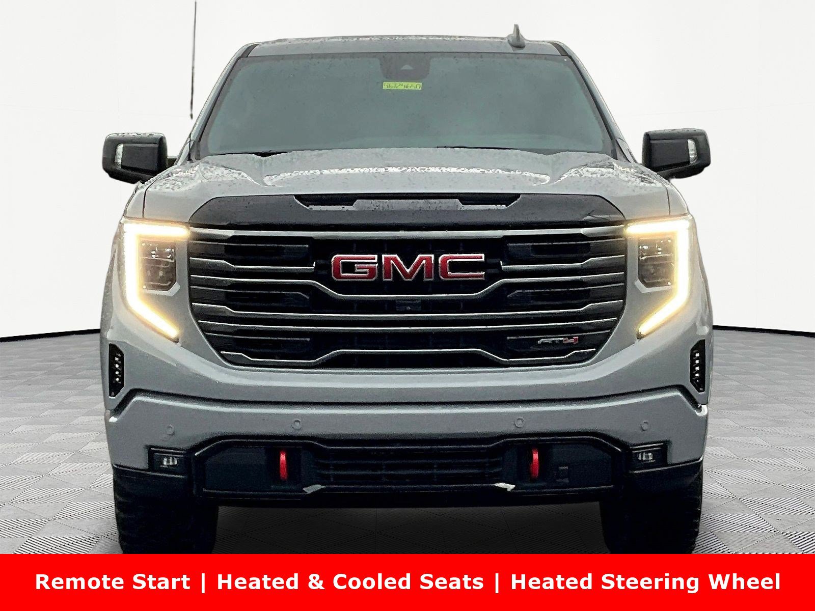 Used 2025 GMC Sierra 1500 AT4 w/ AT4 Premium Package AWD/4WD image 2