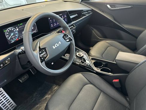 New 2026 Kia Niro Wave FWD image 10