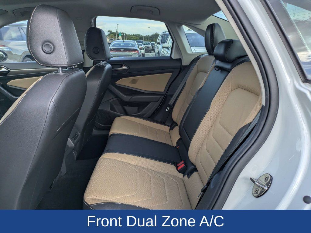 Used 2020 Volkswagen Jetta SEL Premium FWD image 14