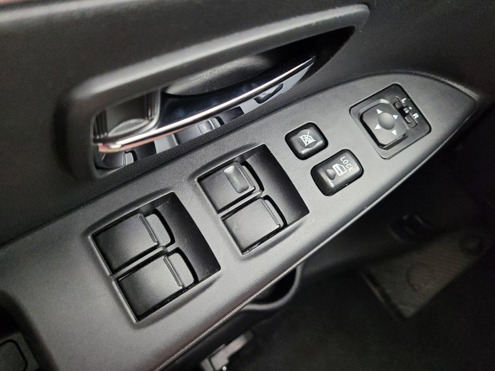 Used 2025 Mitsubishi Outlander Sport ES AWD/4WD image 27
