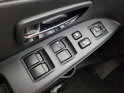 Used 2025 Mitsubishi Outlander Sport ES AWD/4WD image 27