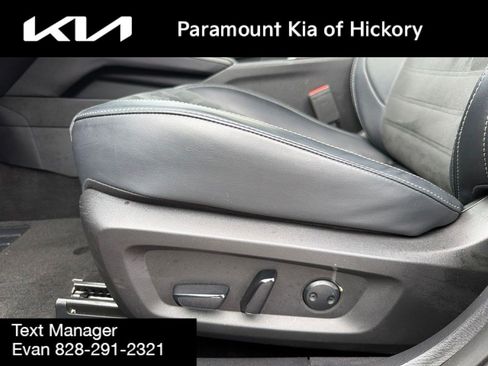 Used 2024 Mitsubishi Outlander SE Black Edition FWD image 20