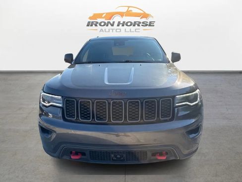 Used 2018 Jeep Grand Cherokee Trailhawk w/ Trailhawk Luxury Group image 2