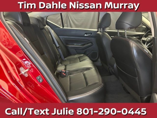 Used 2023 Nissan Altima 2.5 SR w/ SR Premium Package AWD/4WD image 18