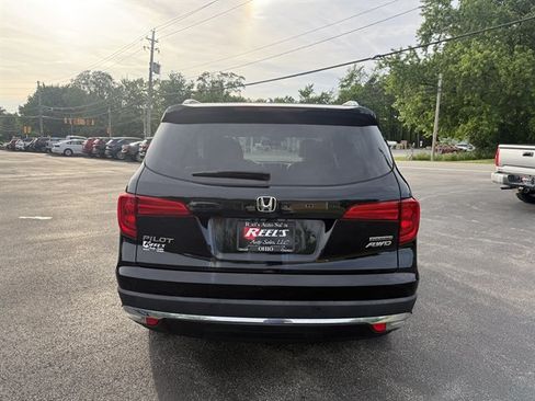 Used 2018 Honda Pilot Touring image 36