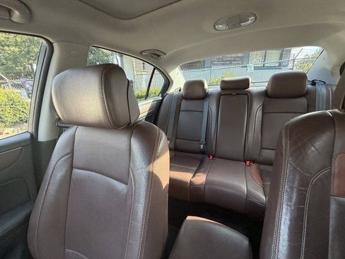 Used 2012 Hyundai Genesis 3.8 w/ Premium Pkg RWD image 15