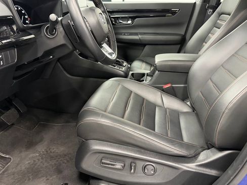 Used 2025 Honda CR-V Sport Touring image 10
