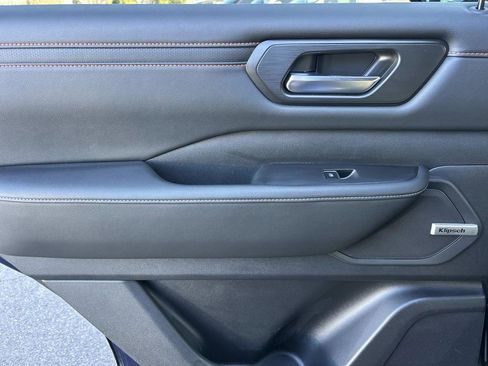 Used 2025 Nissan Armada PRO-4X image 18