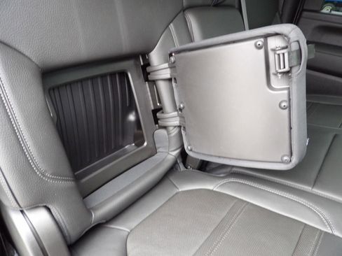 Used 2023 GMC Sierra 3500 Denali w/ Denali Ultimate Package image 43