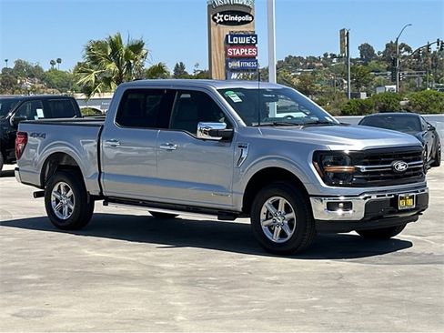 New 2025 Ford F150 XLT w/ Equipment Group 302A MID image 3