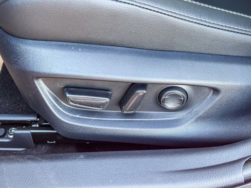 New 2026 Toyota Camry Hybrid FWD image 23