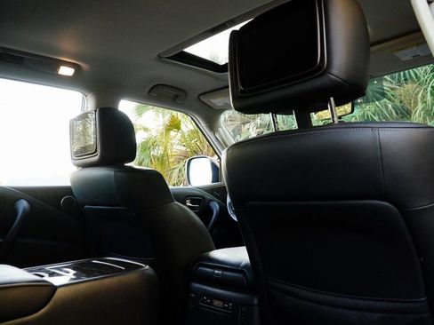 Used 2022 Nissan Armada Platinum w/ Captain's Chairs Package image 31