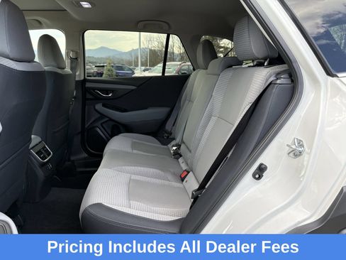 Certified 2025 Subaru Outback Premium AWD/4WD image 32