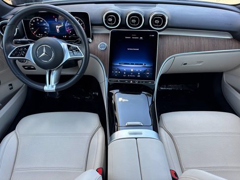 Used 2025 Mercedes-Benz C 300 Sedan image 15