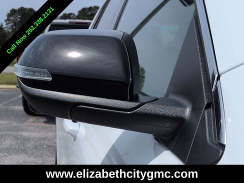 New 2026 GMC Acadia Elevation FWD image 12